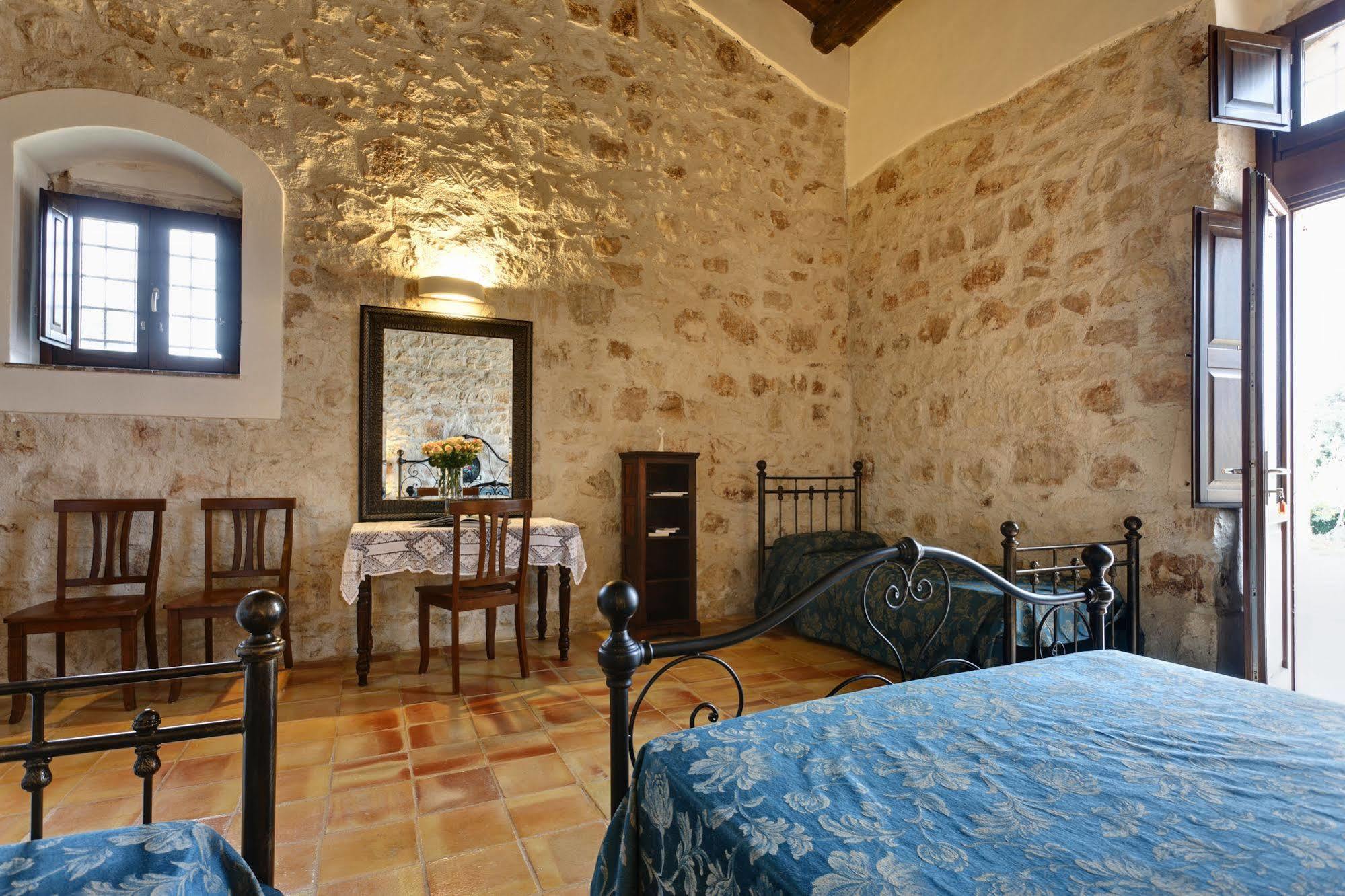 Agriturismo Gaia Noto Exterior photo